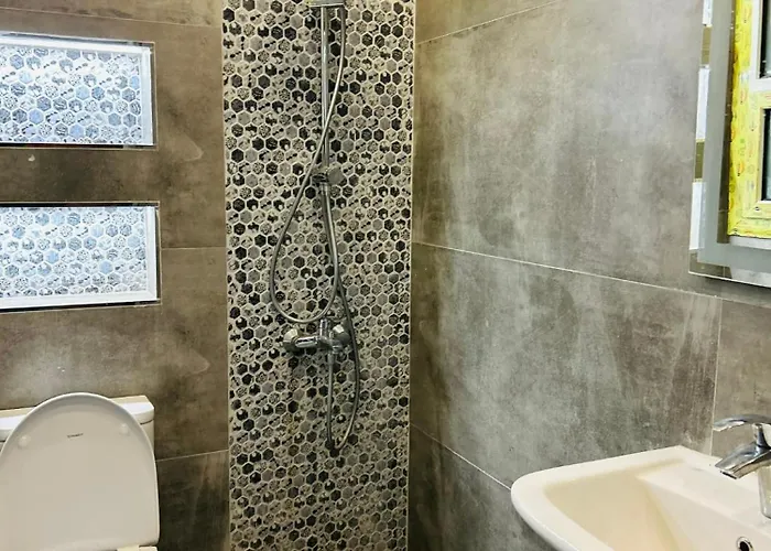 Porto Pyramids 3 *
